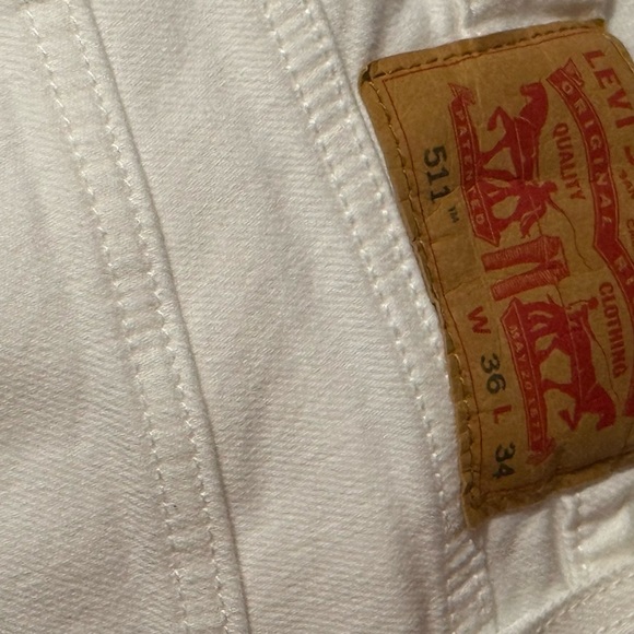 🔥511 Levi's Men's Slim Jeans in Crisp White 36”W
34”Length - Picture 5 of 7